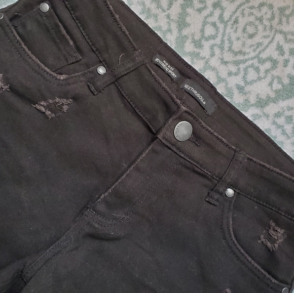 STS BLUE (SEETHRUSOUL) Mid-Rise Boyfriend Distressed Denim Shorts - Picture 3 of 8